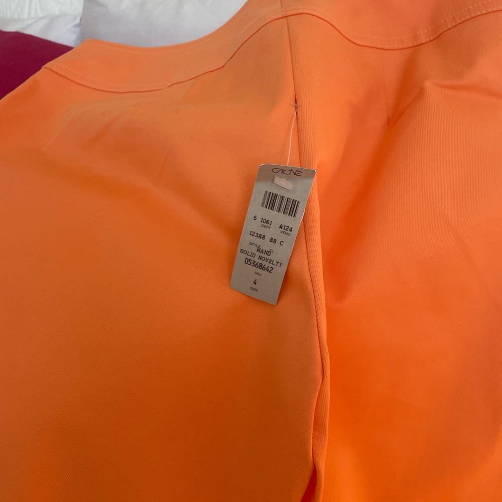 Beautiful “Mandarin” Cache capris new with tags! - Picture 2 of 4